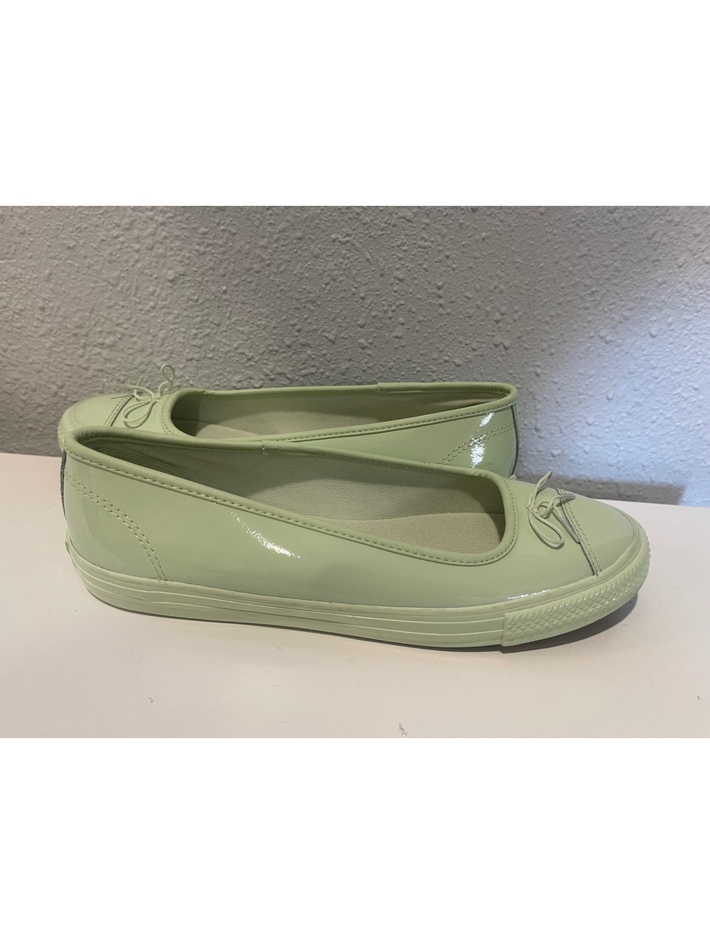 Converse Women's Light Green Patent Leather Ballet Flats, US